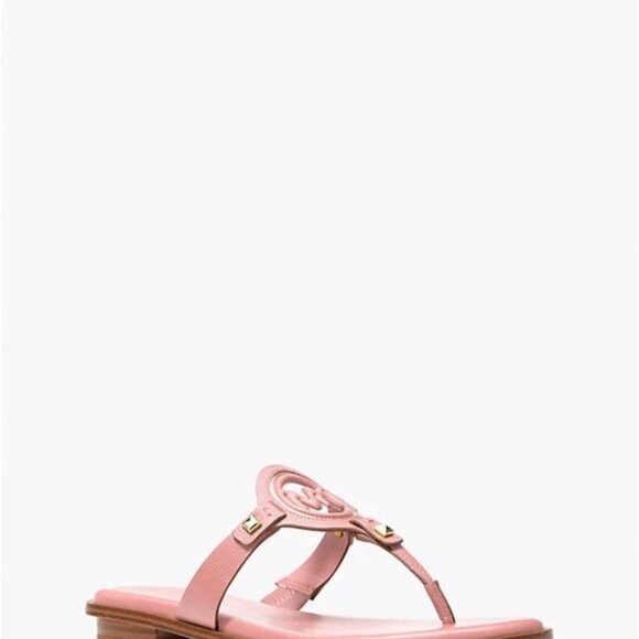 MICHAEL KORS Aubrey Cutout Leather T-Strap Sandal. Color Blush. - Picture 3 of 3